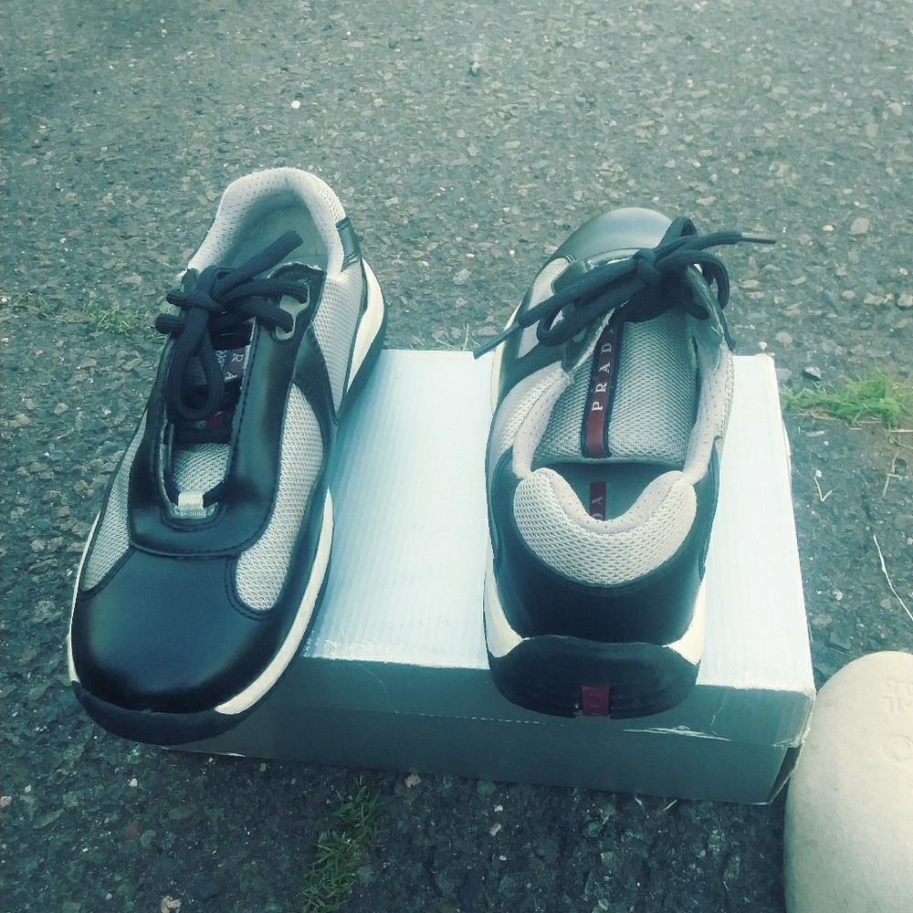Shoes - Picture 5 of 5